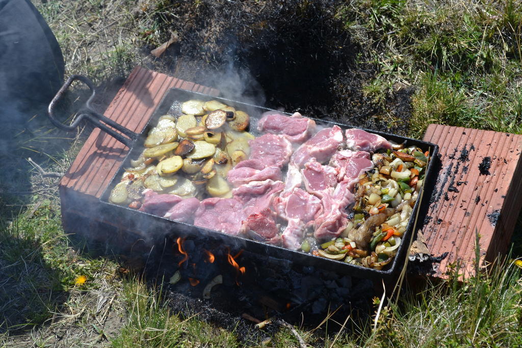 Camping Y Hostal El Ovejero El Calafate Eksteriør billede