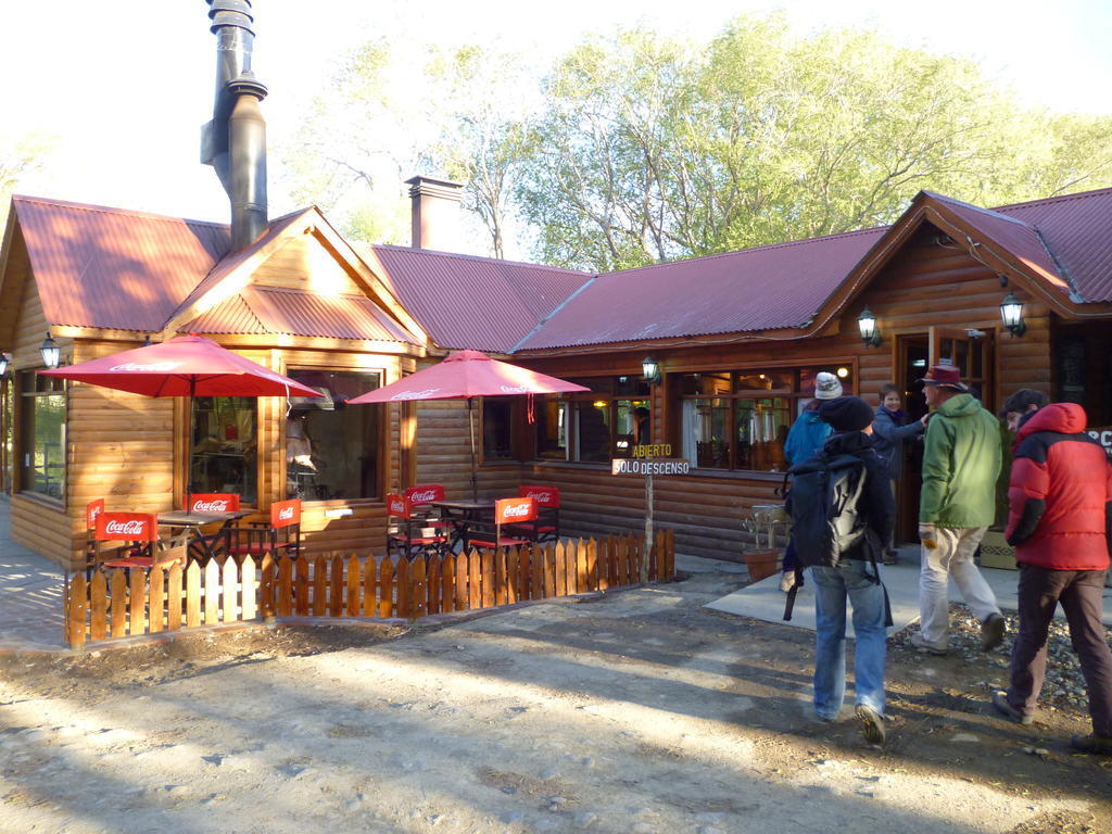 Camping Y Hostal El Ovejero El Calafate Eksteriør billede