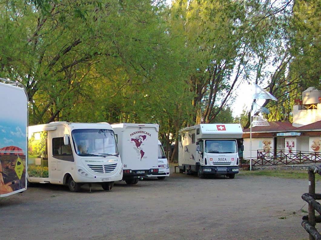 Camping Y Hostal El Ovejero El Calafate Eksteriør billede